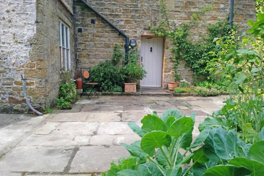 Shed End, In 18Th Century Lothersdale Mill Bd20 8En Exterior foto